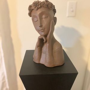 Ceramic lady planter